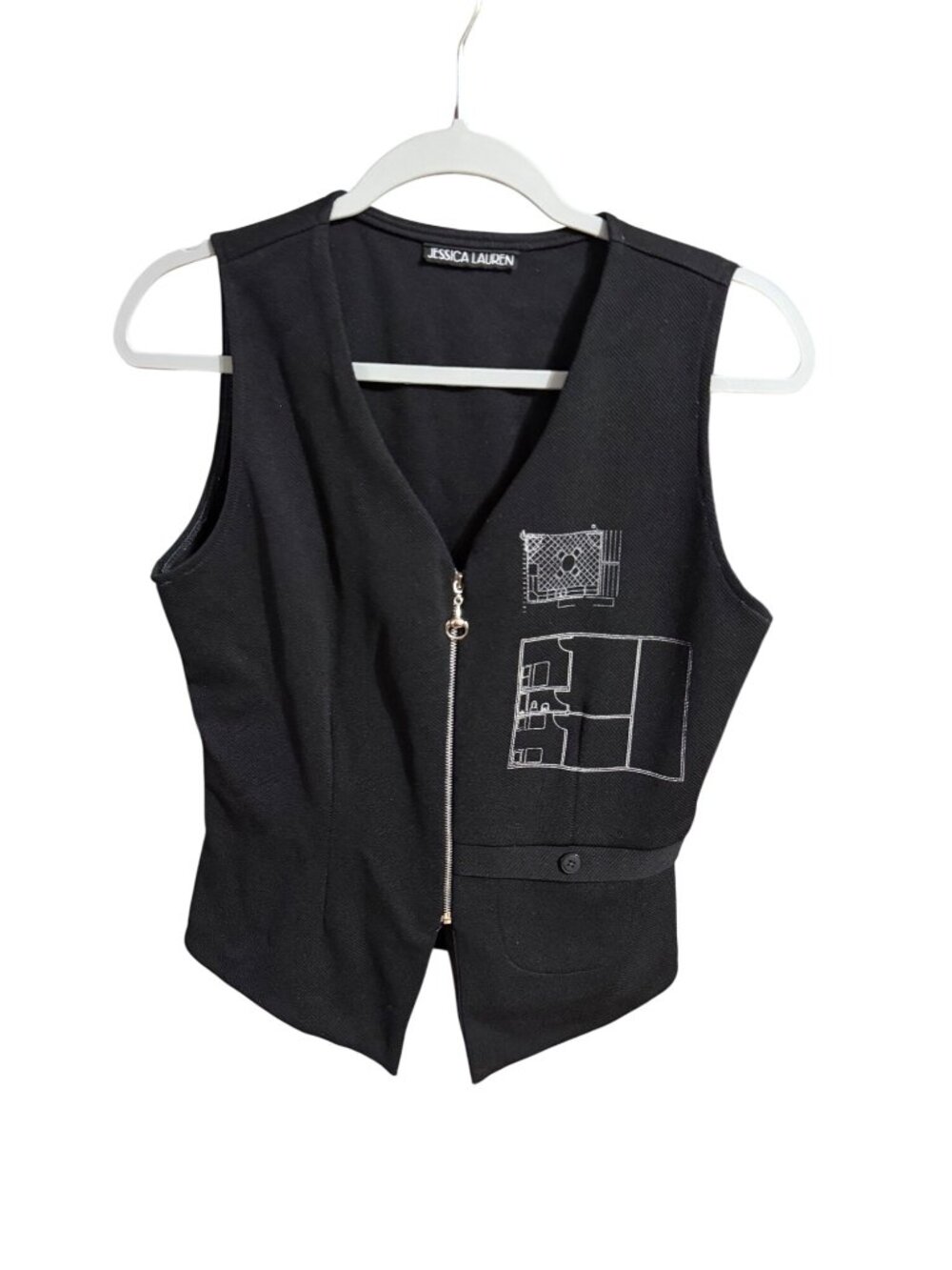 Sony Costume Dept Jessica Lauren  Womens Black Zip Front Vest With Graphic Desig
